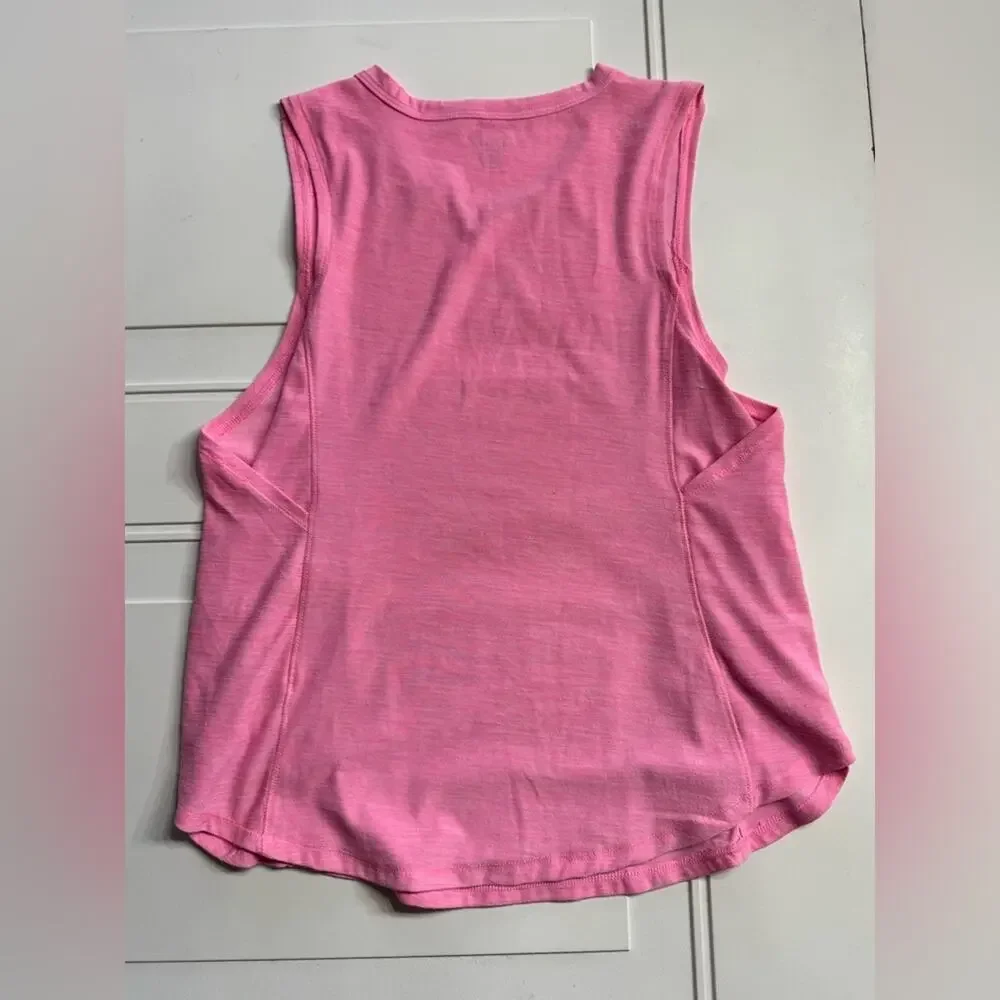 Old Navy Active Breathe On Bright Pink Athletic Tank Top Sleeveless Size Large - Picture 4 of 4